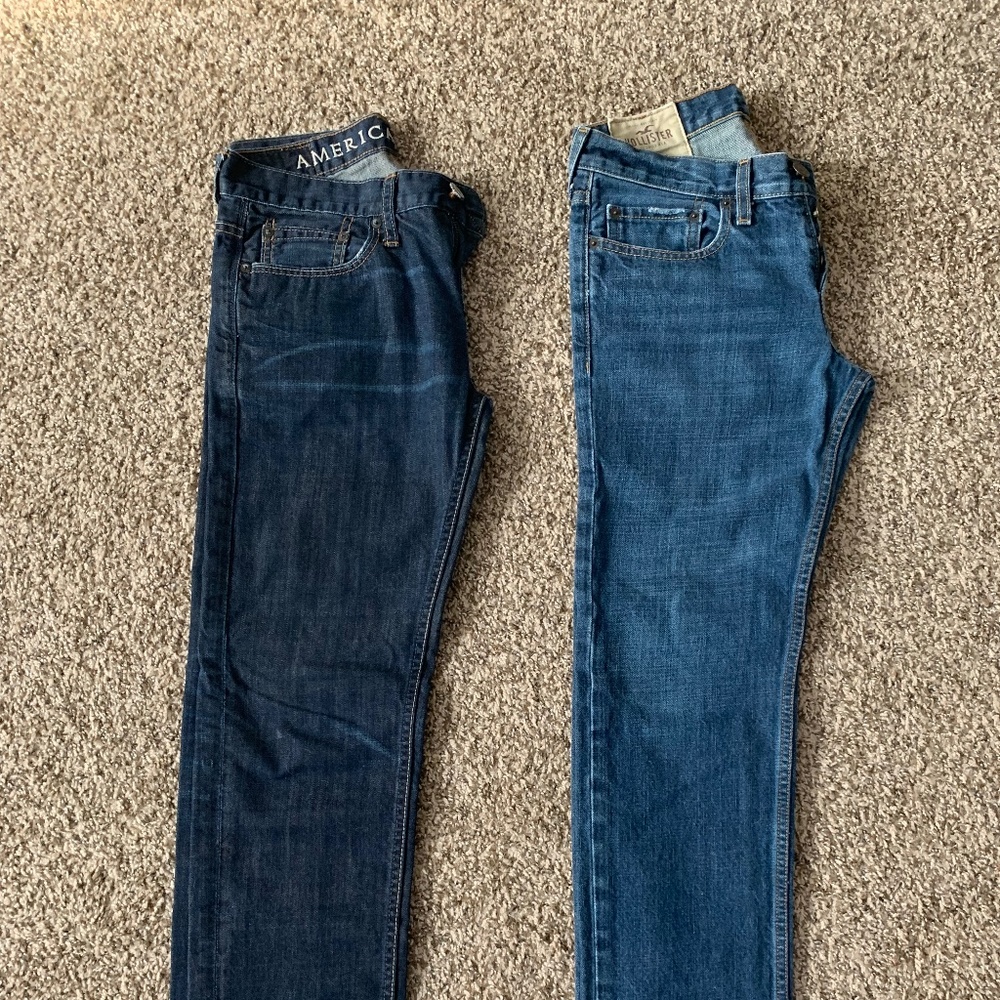 American Eagle & Hollister blue jeans 28x30